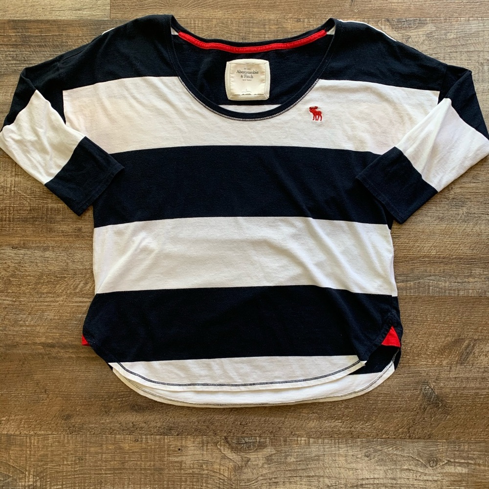 A&F WMNs LRG Blue Striped Boat Neck 3/4 sleeve Top